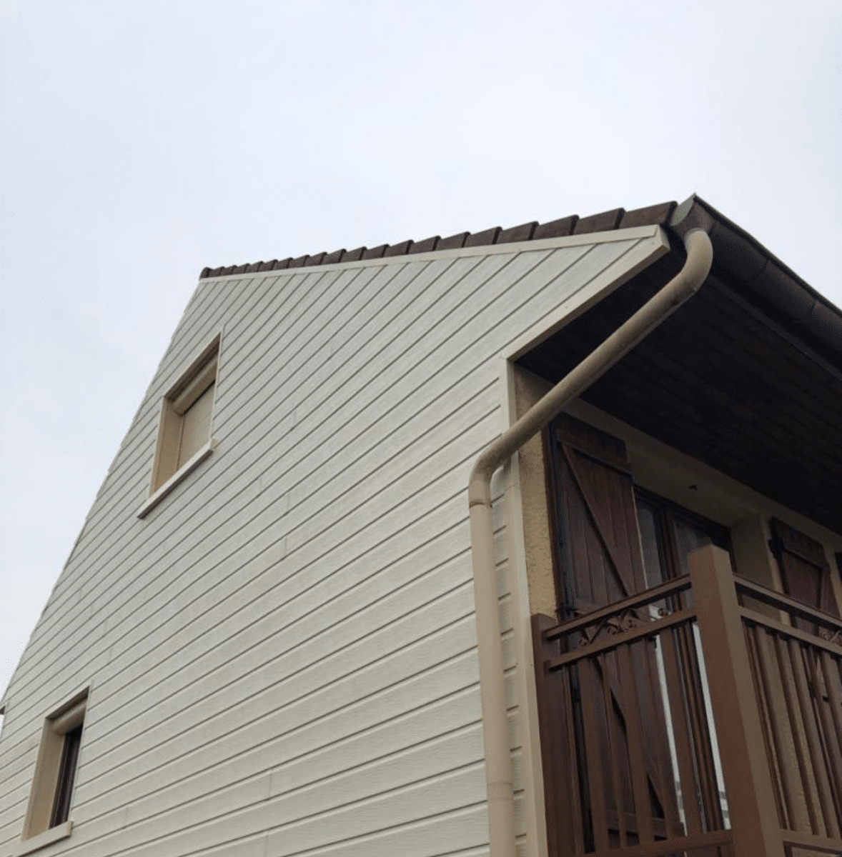 installation d'un revêtement de façade